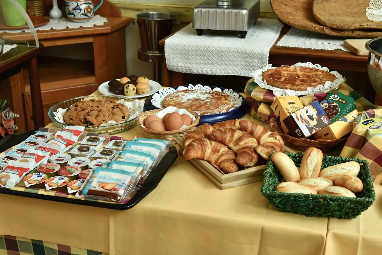 La Locanda Di Gavina Braccu Porto San Paolo  Italië