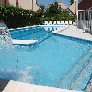 Noha 3*, Riccione Italie